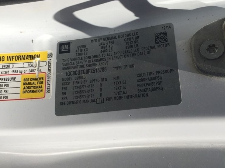 2015-chevrolet-2500hd-image-22