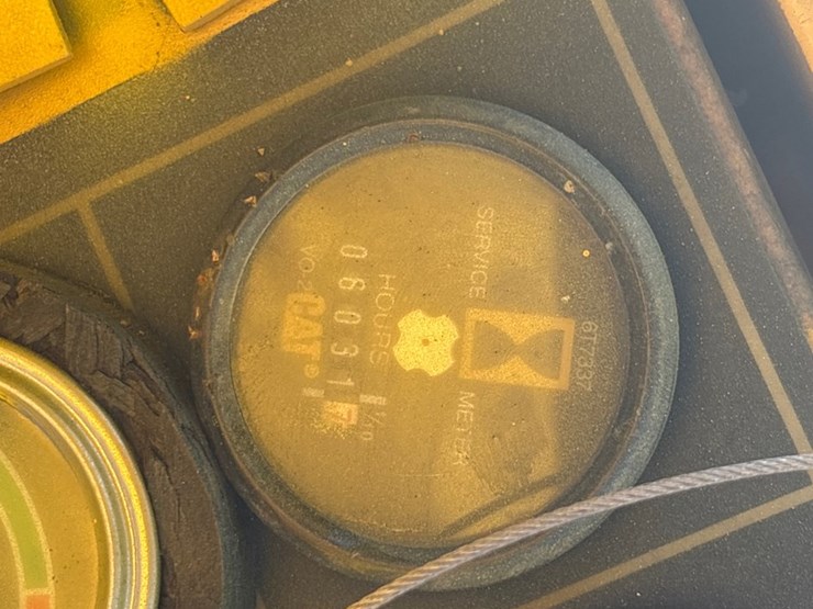 caterpillar-d4c-image-19