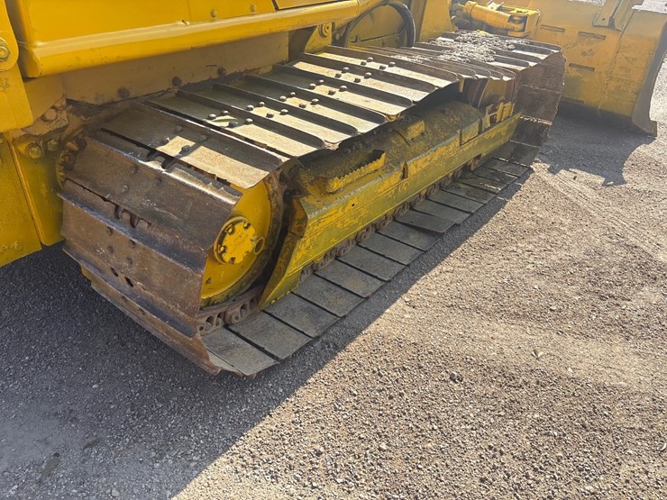 caterpillar-d4c-image-9