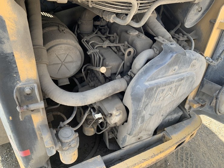 2001-caterpillar-246-image-5