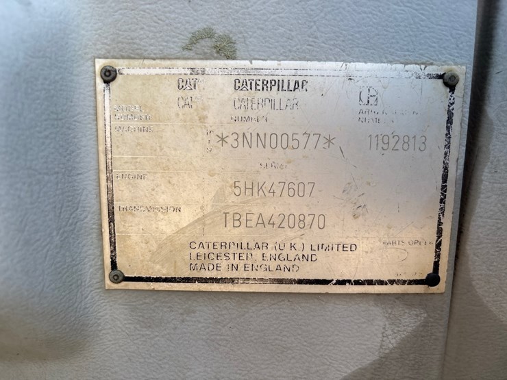 caterpillar-th63-image-12