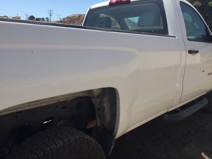 2015-chevrolet-2500hd-image-19