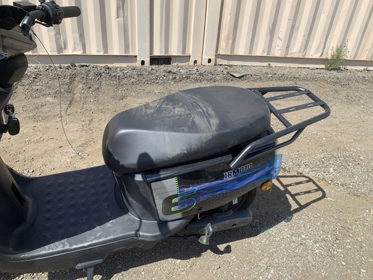 unused-ir-irmoto-scooter,-image-8