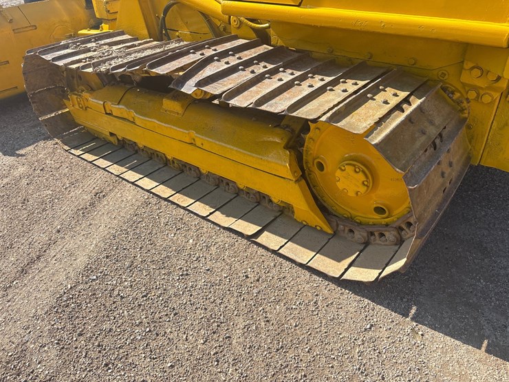 caterpillar-d4c-image-12