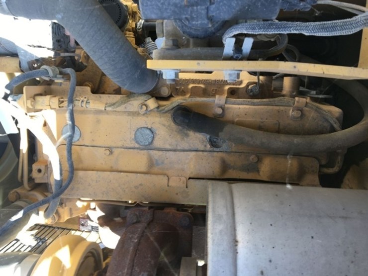 2015-deere-210k-ep-image-7