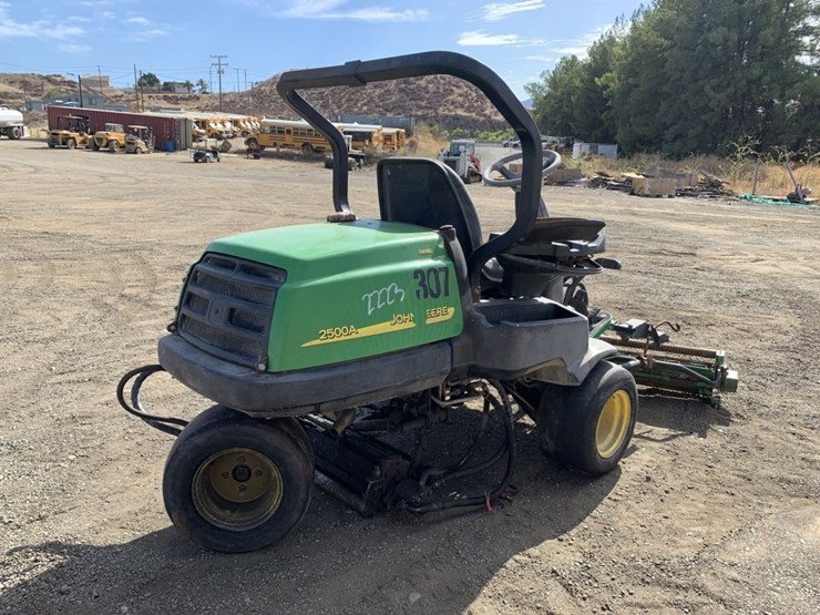 john-deere-2500a-image-3