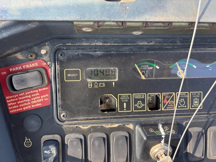 deere-310g-image-16