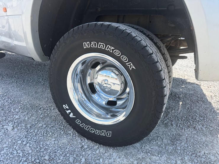 2011-dodge-ram-3500-image-7