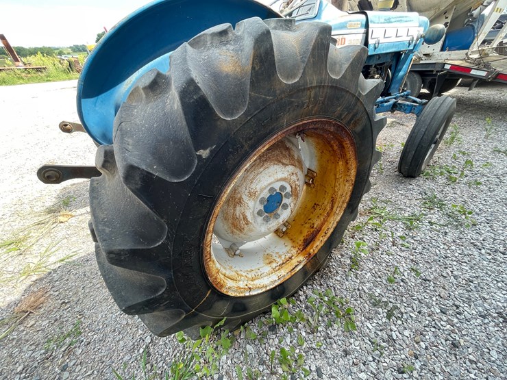 ford-3000-image-16