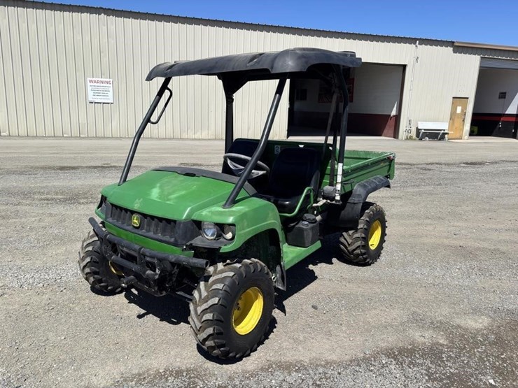 2006-john-deere-gator-image-1
