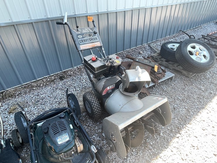 #2482-•-craftsman-7/26-snow-blower-image-2
