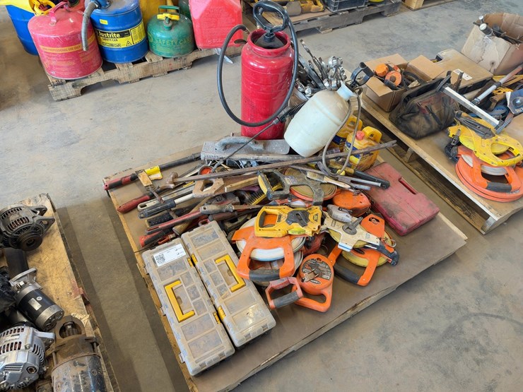 assorted-tools-and-chalk-lines-image-1