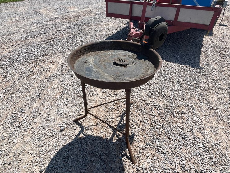 #2502-•-vintage-champion-forge-blower-image-2