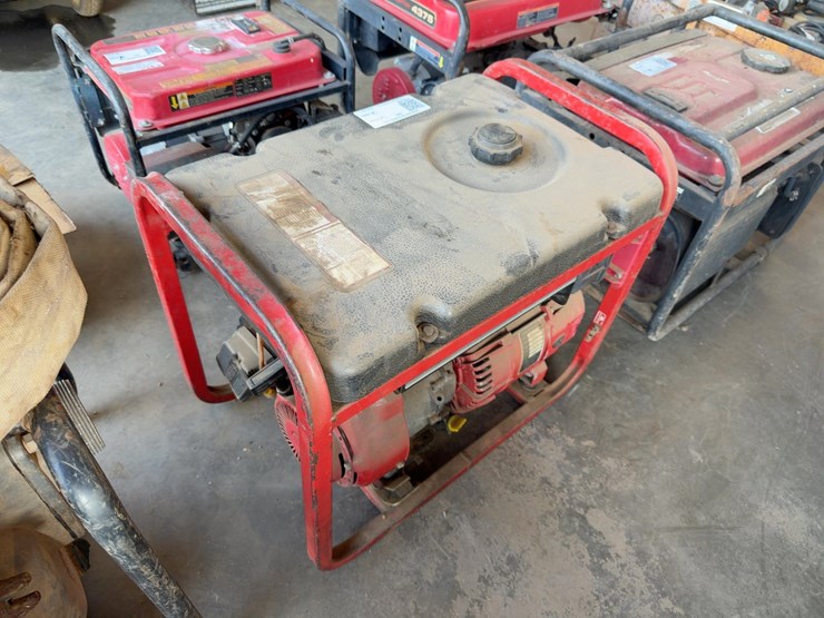 generac-3500-watt-generator-image-1