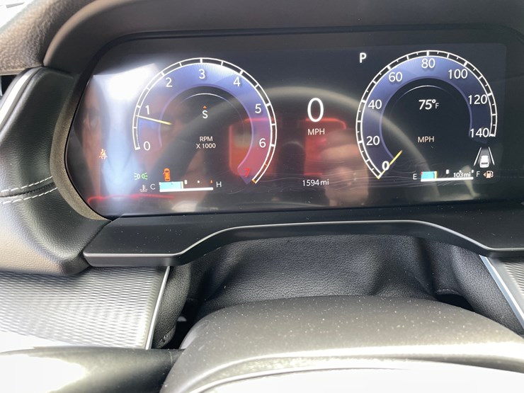 2025-jeep-grand-cherokee-laredo-image-21