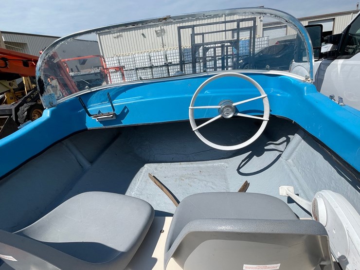 #1613-•-1958-hunter-14'-fiberglass-boat-(of)-image-10