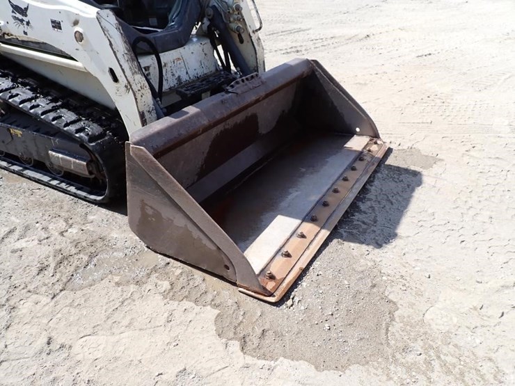 2019-bobcat-t450-image-6