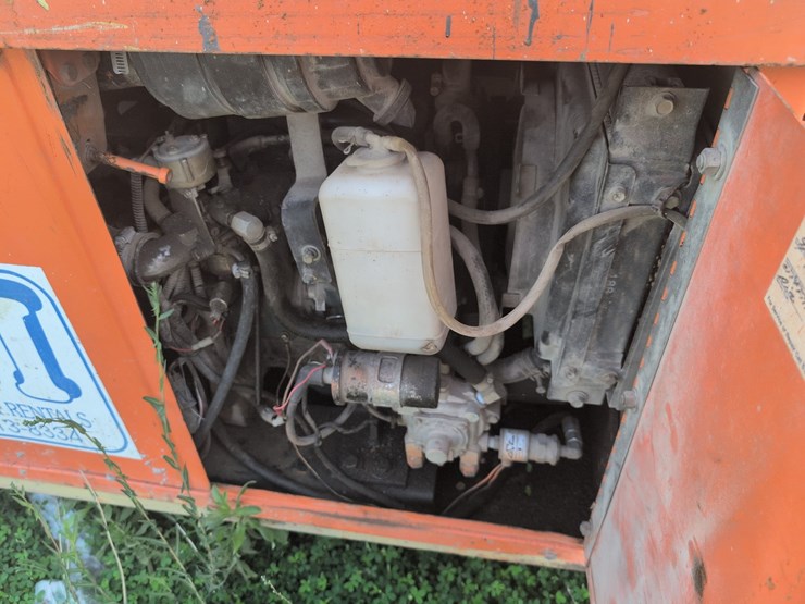 2025-jlg-260mrt-image-10