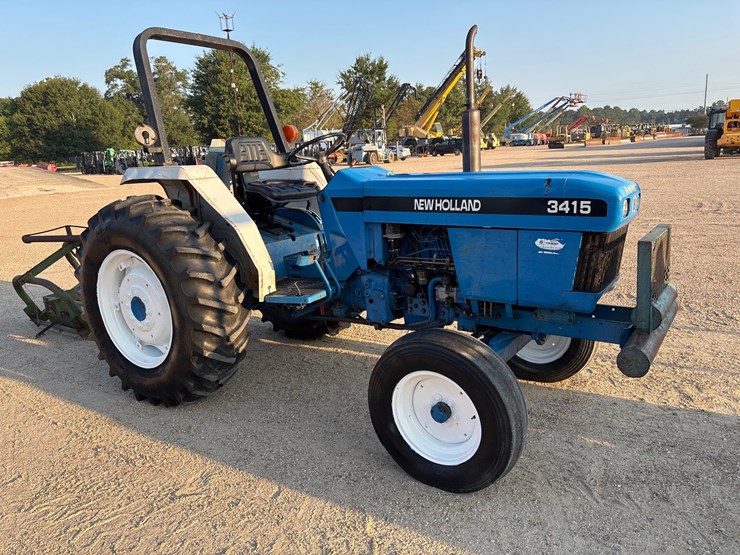 new-holland-3415-image-3