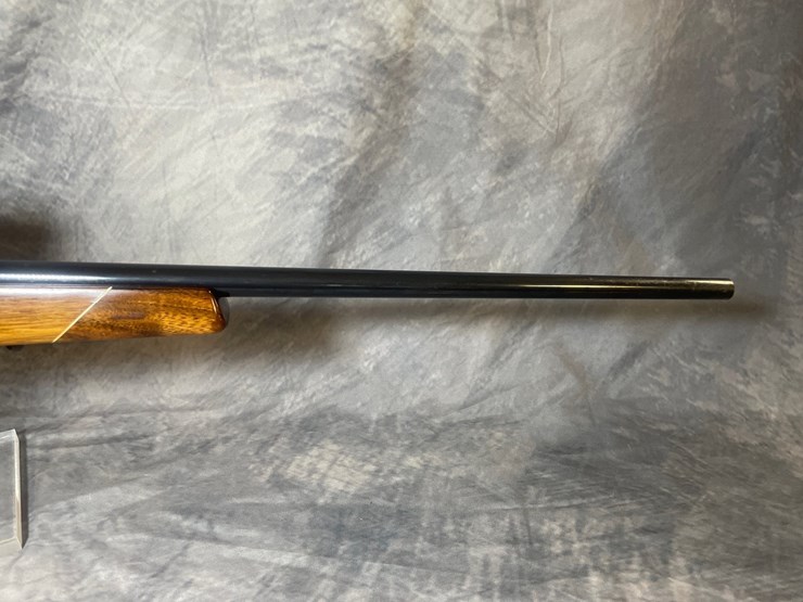 #3037-•-weatherby-mark-v-varmintmaster,-.224-wby-mag-cal.-rifle,-sn:-54709-image-5