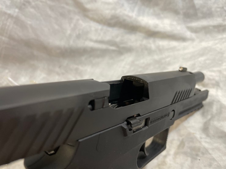 #3093-•-sig-sauer-p320f,-9mm-cal.-pistol,-sn:-58j239088-image-14