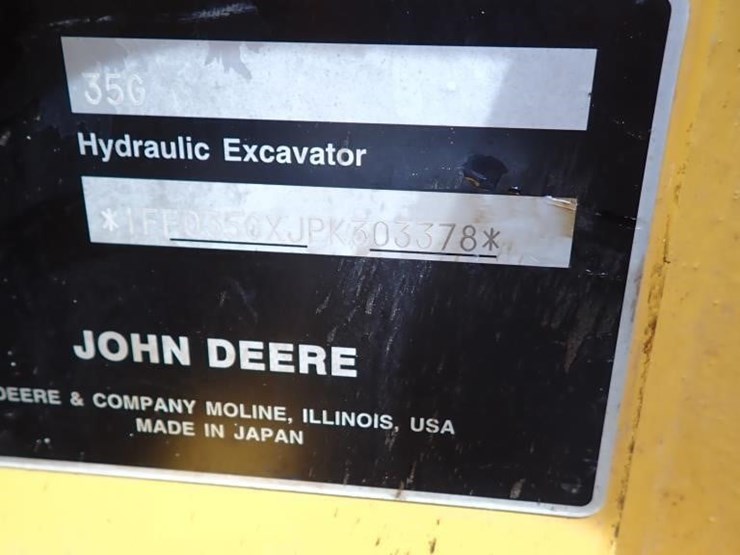 2023-deere-35g-image-30