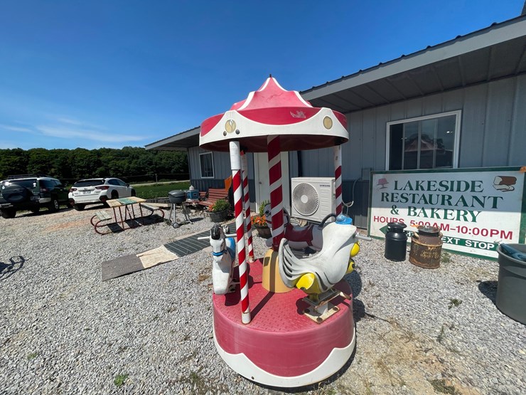 #2494-•-carousel-international-corp.-carousel-image-4