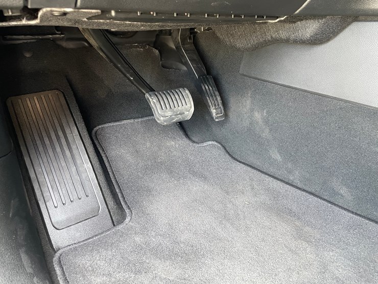 2025-jeep-grand-cherokee-laredo-image-20