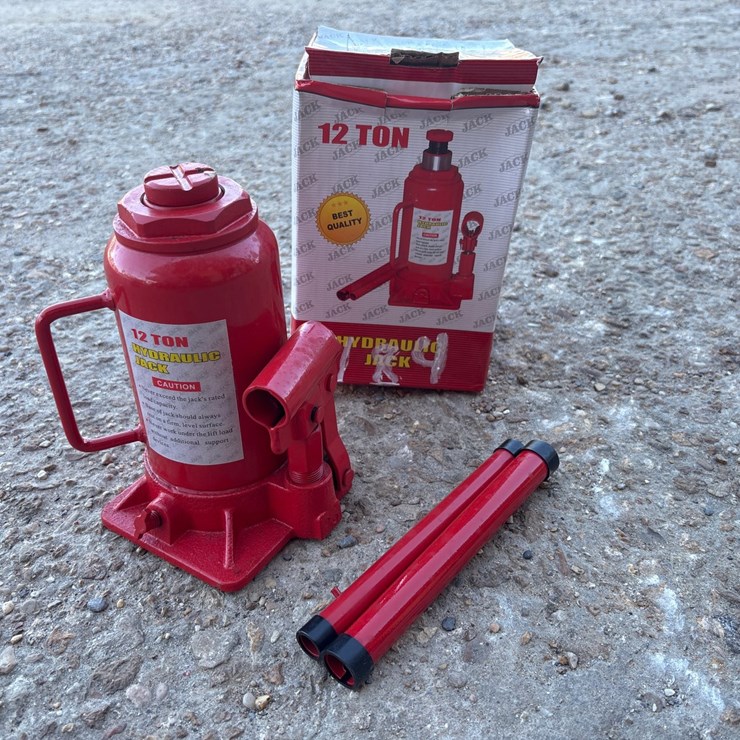 #1184 • 12 TON HYDRAULIC JACK