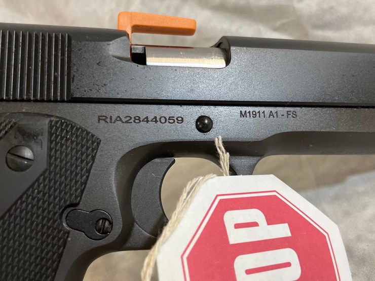 #3036-•-rock-island-armory-m1911-a1-fs,-45-acp-cal.-pistol,-sn:-ria2844059-image-11