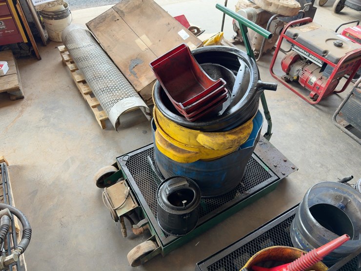rolling-waste-oil-caddy-image-4