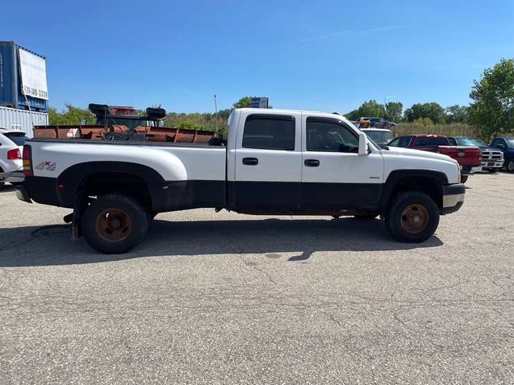 2003-chevrolet-silverado-3500-image-5