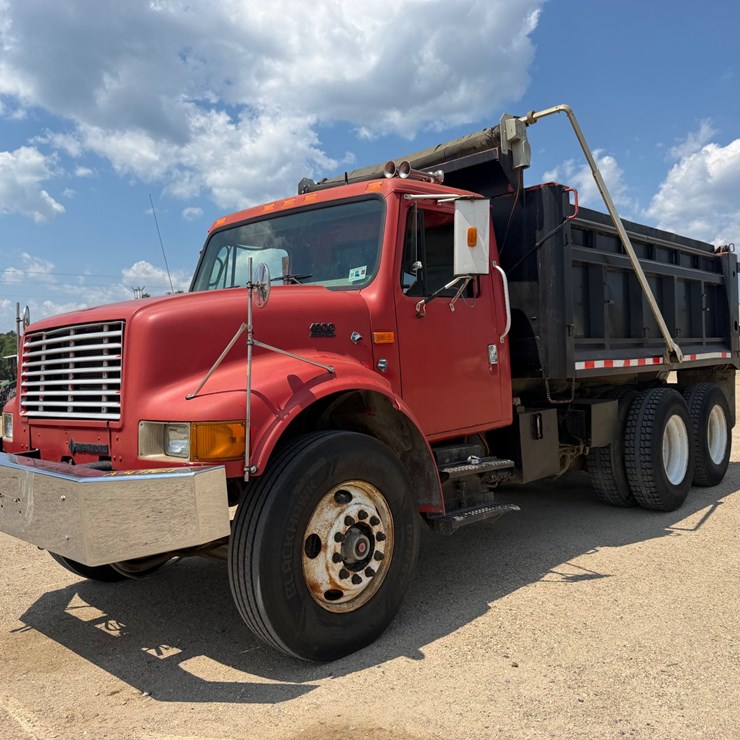 1999 INTERNATIONAL 4900