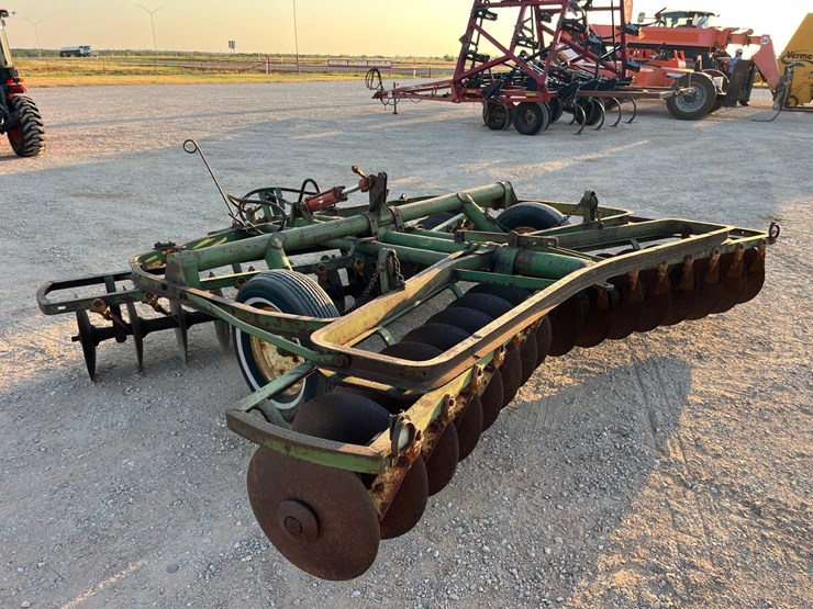 john-deere-aw-image-10