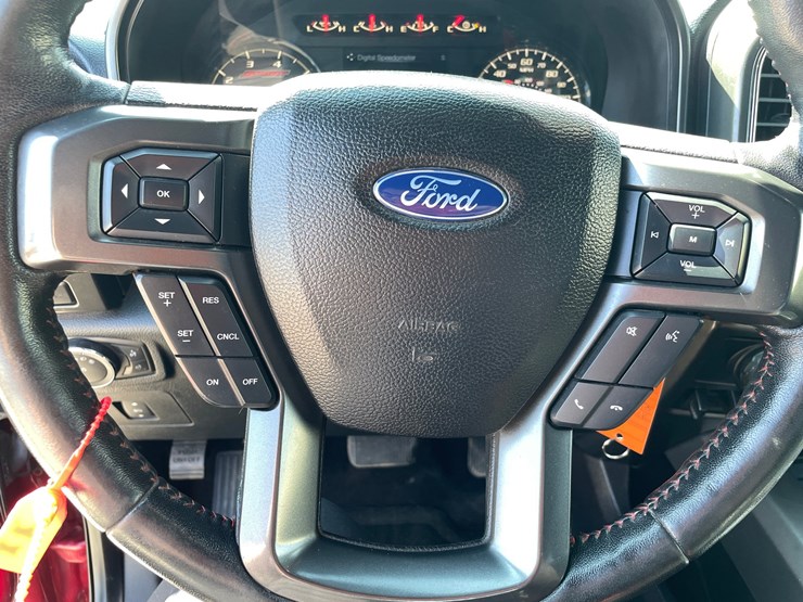 2016-ford-f150-image-17