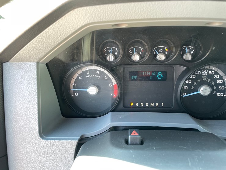 2014-ford-f250-image-27
