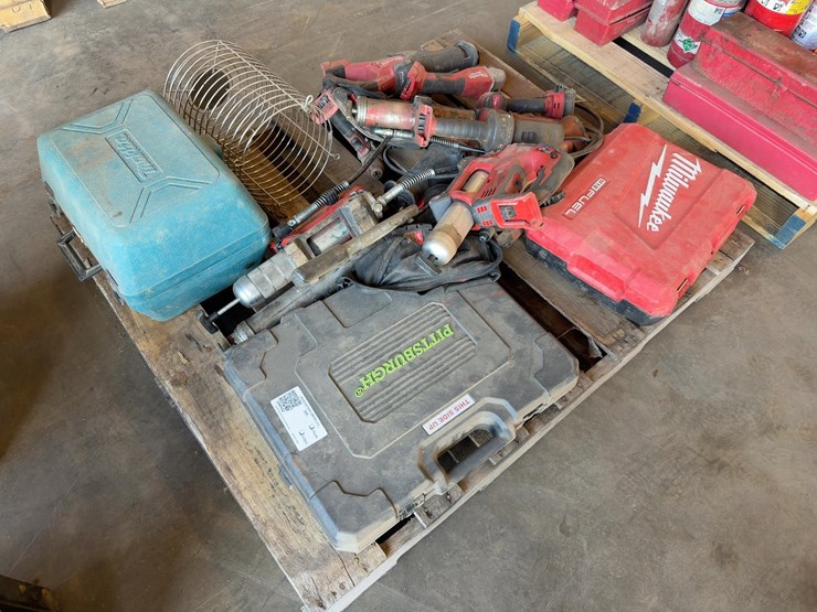 quantity-of-battery-powered-grease-guns-image-3