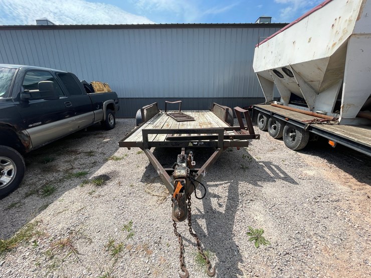 #2086-•-14'-tandem-axle-equipment-trailer-(no-title)-image-2