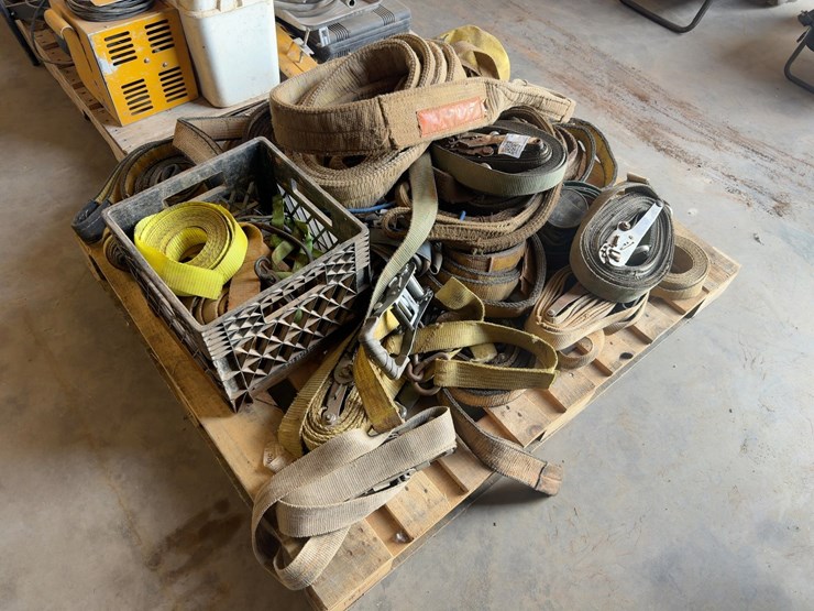 quantity-of-assorted-straps-and-lifting-slings-image-2