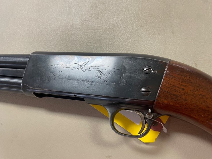 #3058-•-ithaca-model-37-featherweight,-12-ga.-shotgun,-sn:-727442-image-11
