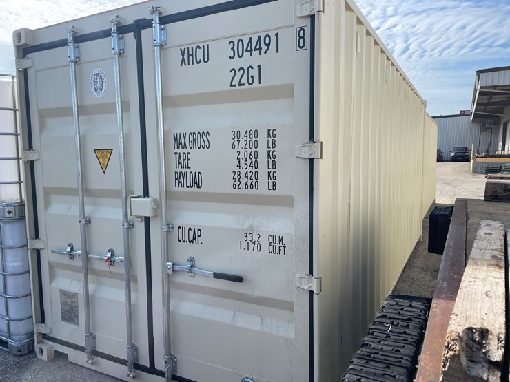 #1633-•-20'-shipping-container-(of)-image-2