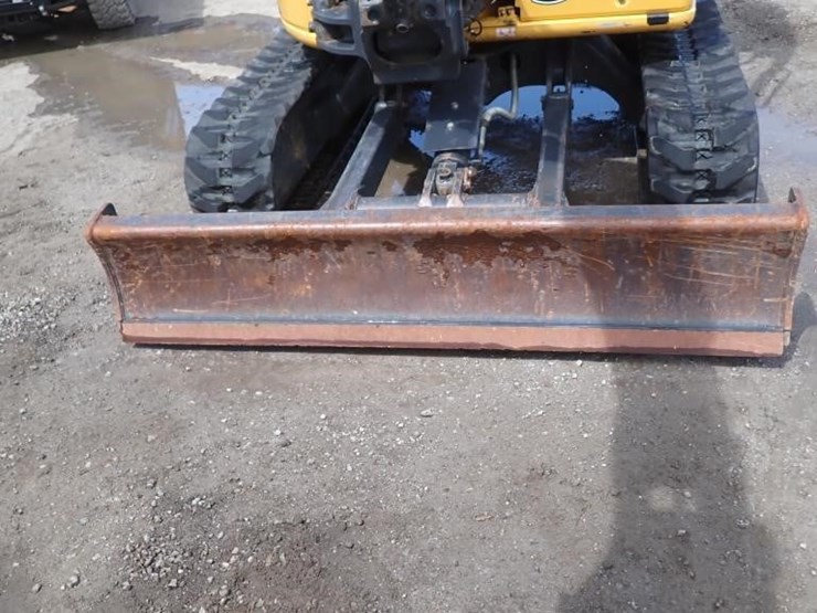 2023-deere-35g-image-10
