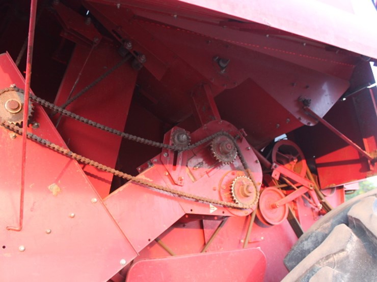 case-ih-1688-image-73