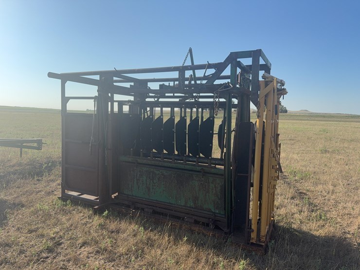 cattle-working-chute-image-3