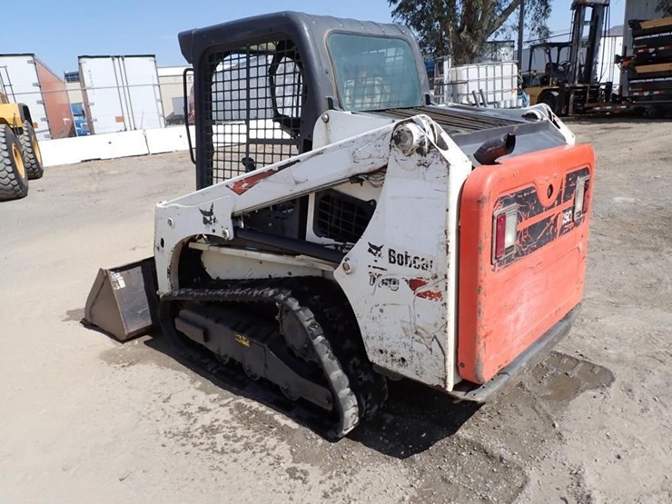 2019-bobcat-t450-image-4