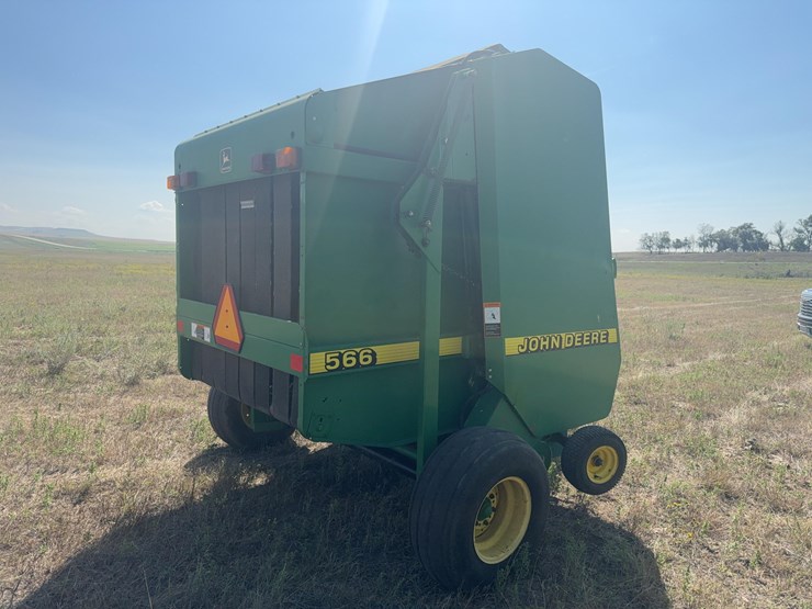 john-deere-566-image-11