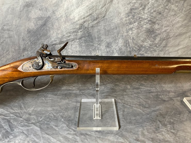 #3076-•-navy-arms,-45-cal.-muzzleloader,-sn:-12216-image-4