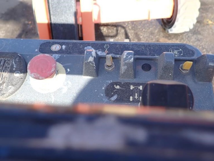 2018-jlg-450aj-image-11