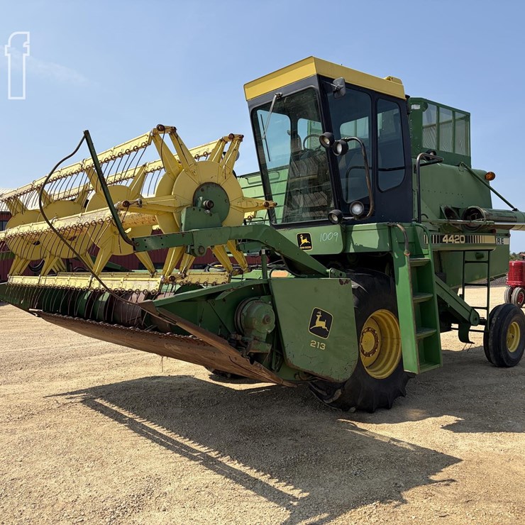 JOHN DEERE 4420