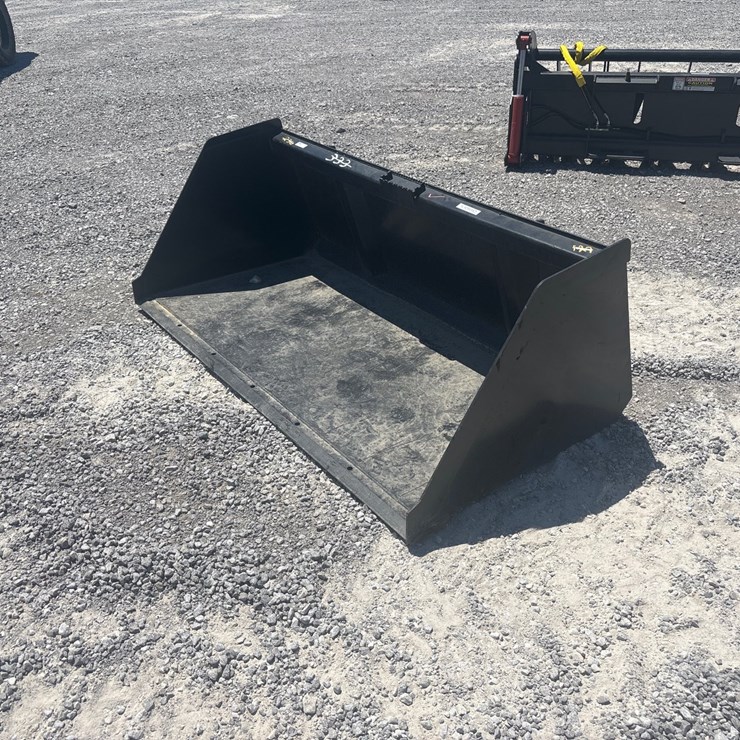 #29 • 74" SNOW/MULCH BUCKET